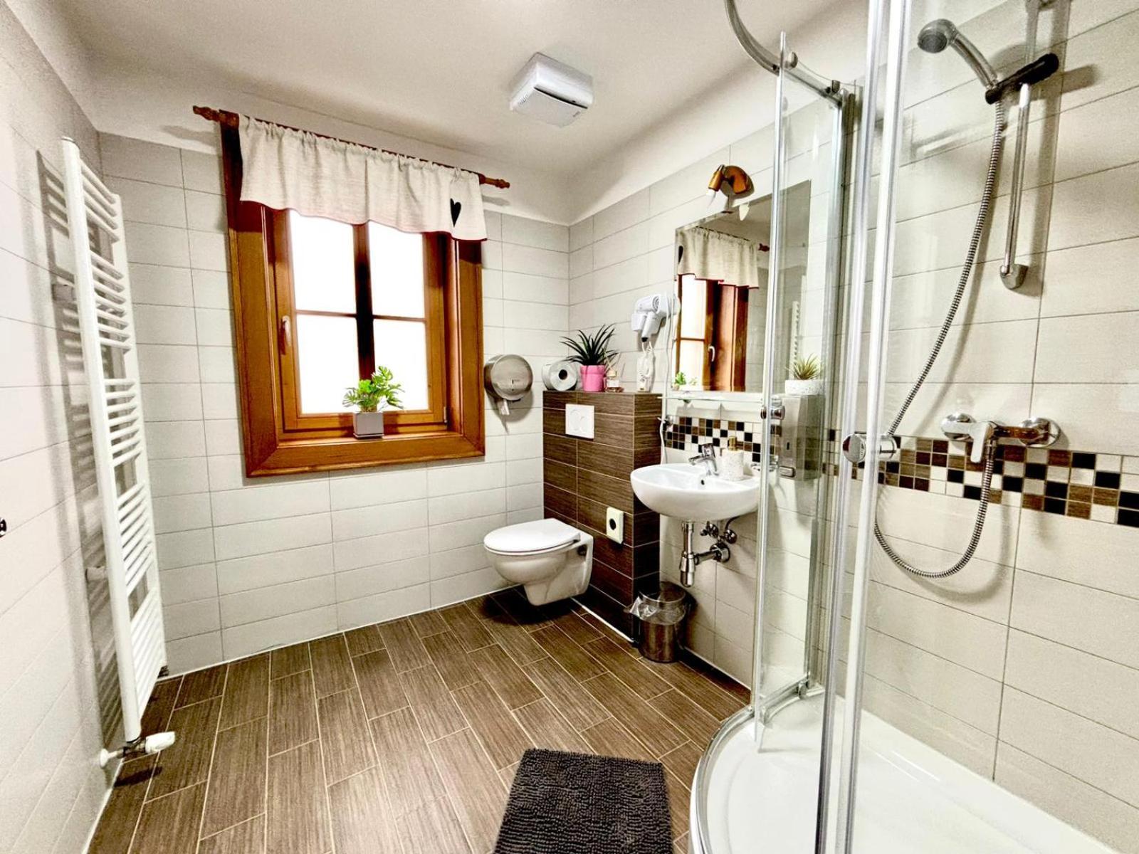 Koliba Hubertka Hotel Oravice Bagian luar foto